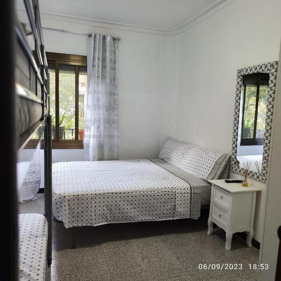 Apto Barcelona C R Apartment Santa Coloma de Gramanet Екстериор снимка